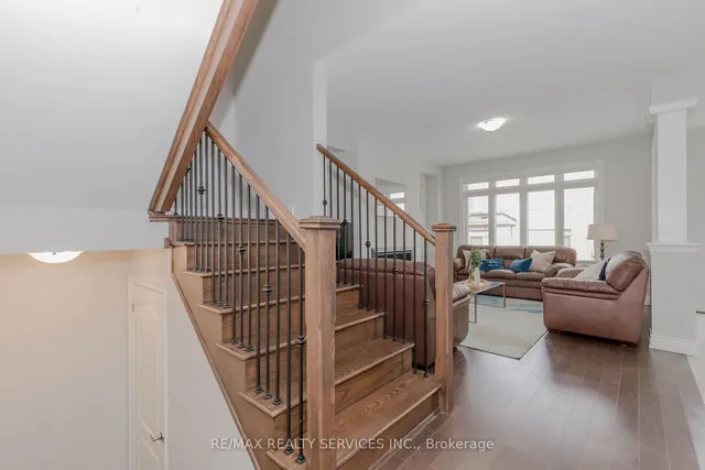 Additional image 9 of 12 Enclave Tr