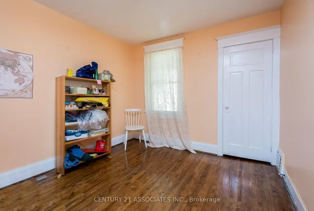 Additional image 18 of 78 Castlefield Ave