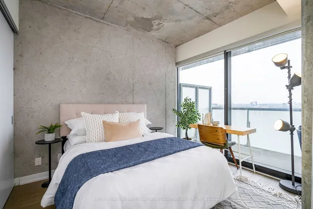 Additional image 21 of 11 Charlotte St Unit 2004