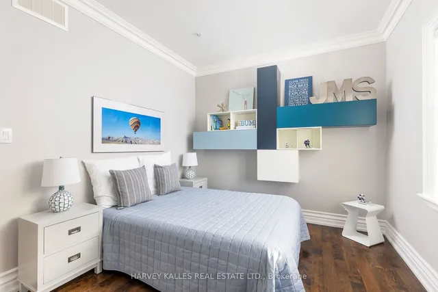 Additional image 27 of 165 Armour Blvd