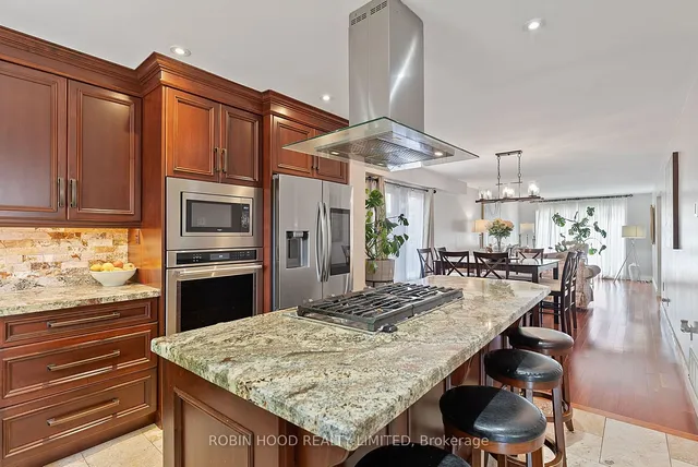 Additional image 11 of 22 Strangway Crt