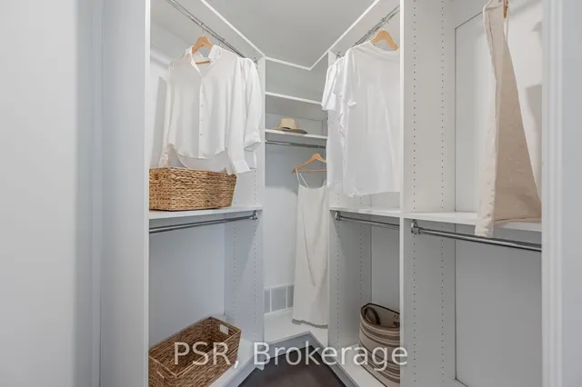 Additional image 29 of 38 Stadium Rd Unit 635