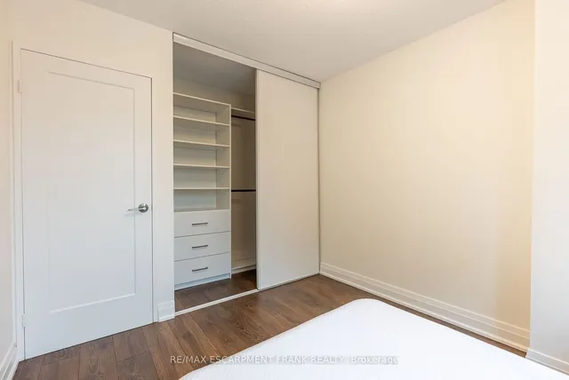 Additional image 28 of 45 Southport St Unit 212