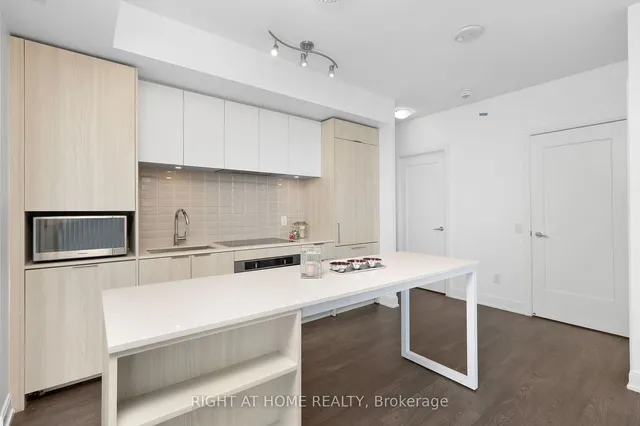 Additional image 19 of 70 Annie Craig Dr Unit 807