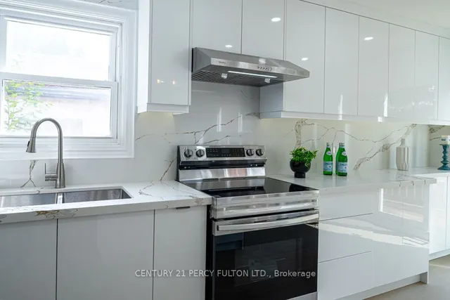 Additional image 13 of 22 Reidmount Ave