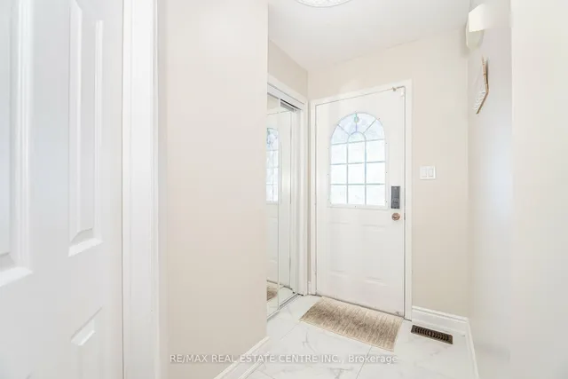 Additional image 34 of 86 Summerdale Cres