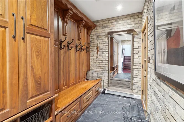 Additional image 7 of 69 Stillman Dr