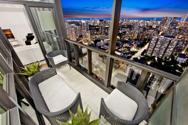 Additional image 17 of 101 Charles St Unit 4202