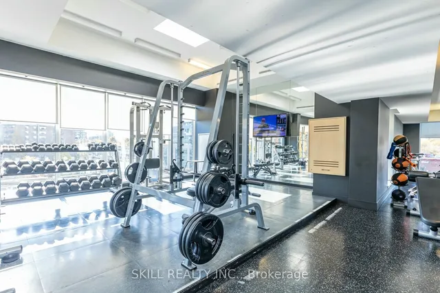 Additional image 34 of 20 Gladstone Unit# 501 Ave