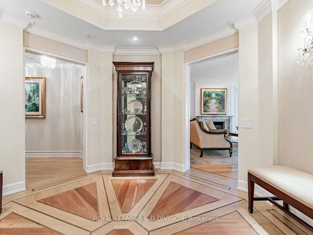 Additional image 3 of 38 Avenue Rd Unit 808