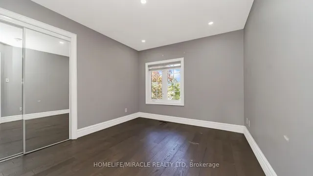 Additional image 30 of 38 Salem Crt