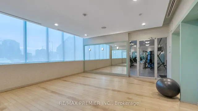 Additional image 34 of 100 John St Unit 1309