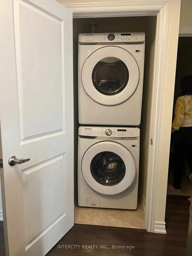 Additional image 11 of 30 Halliford Pl Unit 202