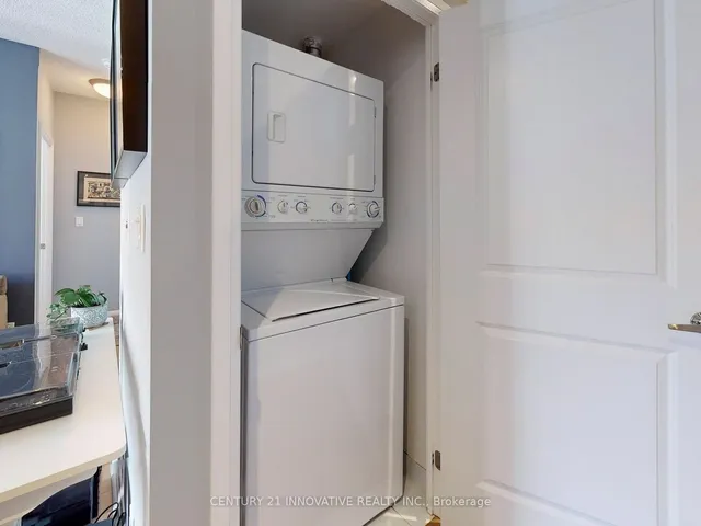 Additional image 15 of 35 Hayden St Unit 1510