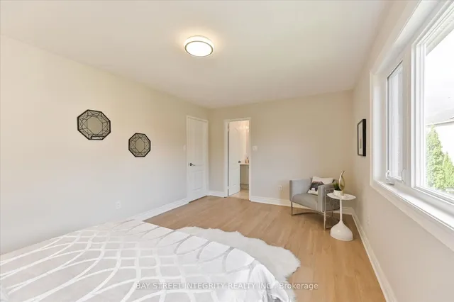 Additional image 20 of 3 Solstice Dr