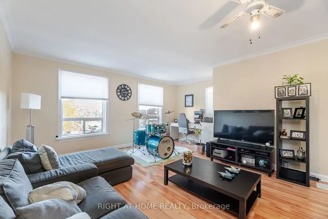 Additional image 7 of 46 Kenora Cres