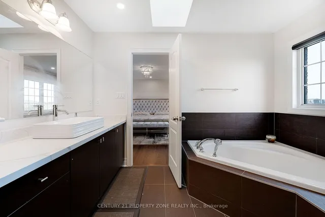 Additional image 22 of 37 Alister Dr