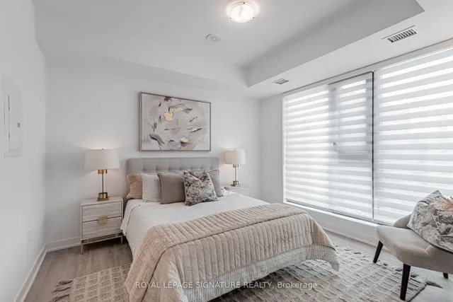 Additional image 17 of 250 Lawrence Ave Unit 215