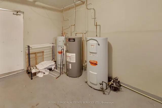 Additional image 17 of 118 High Park Ave