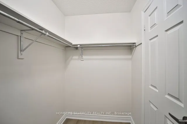 Additional image 19 of 55 Samantha Cres