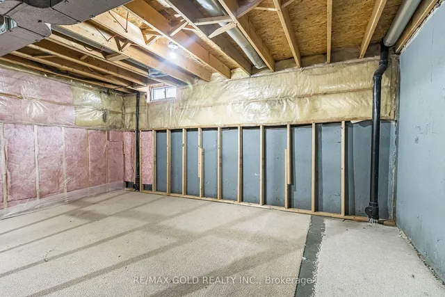 Additional image 36 of 130 Toba Cres