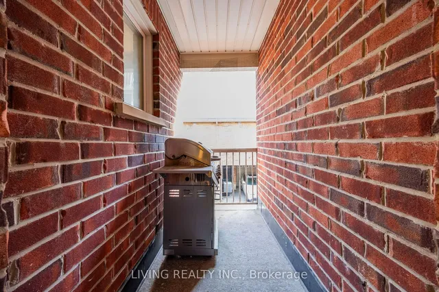 Additional image 36 of 225 Torbarrie Rd