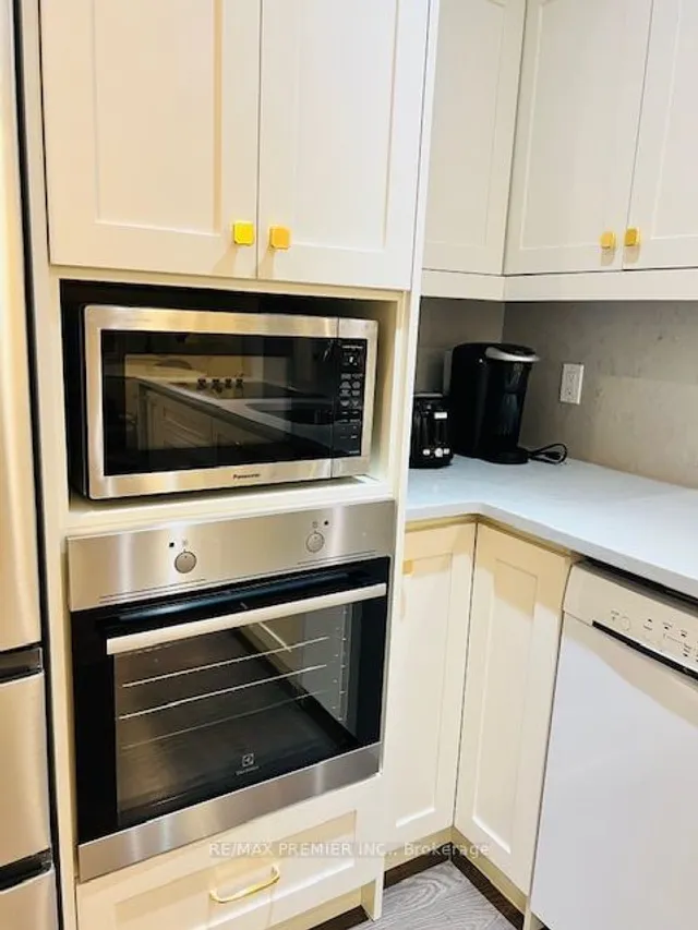 Additional image 10 of 5418 Yonge St Unit 901