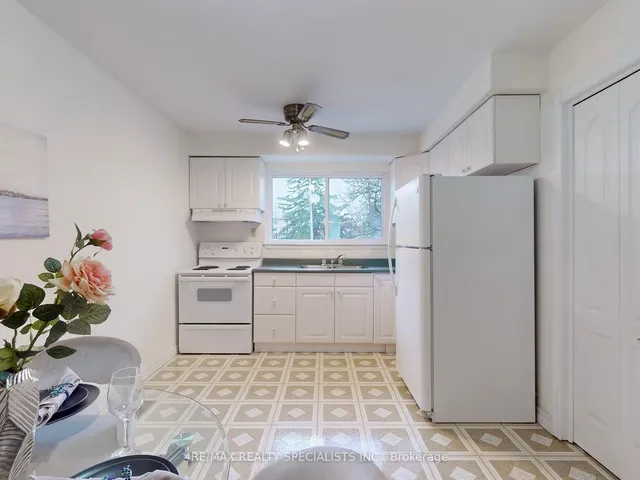 Additional image 11 of 23 Tara Park Cres Unit 23