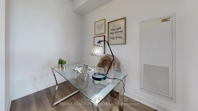 Additional image 21 of 3 Gloucester St Unit 509