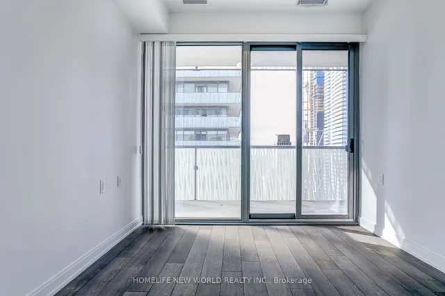 Additional image 23 of 50 Charles St Unit 4409