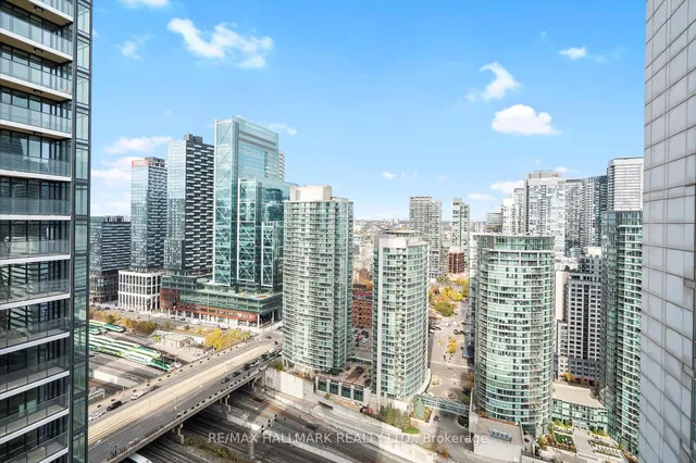 Additional image 32 of 81 Navy Wharf Crt Unit 3803