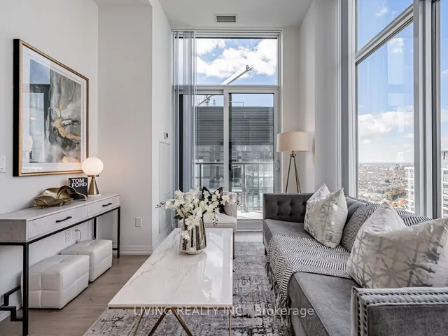 Additional image 7 of 8 Widmer St Unit GPH3