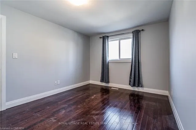 Additional image 11 of 4 Mallard Cres