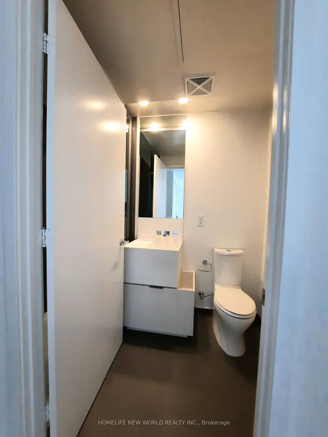 Additional image 17 of 1 Bloor St Unit 6902