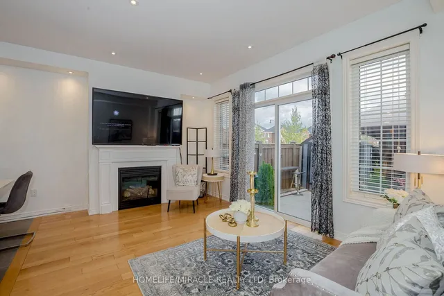 Additional image 10 of 9 Dufay Rd