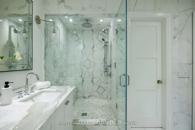 Additional image 24 of 3525 Yonge St Unit 5