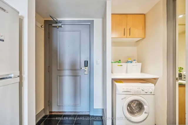Additional image 8 of 2737 Keele St Unit 821