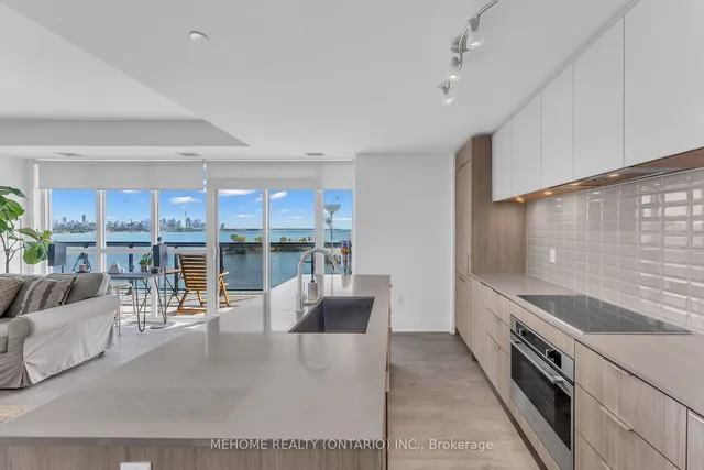 Additional image 15 of 65 Annie Craig Dr Unit 908