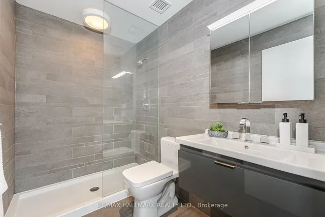 Additional image 24 of 580 Kingston Rd Unit 104