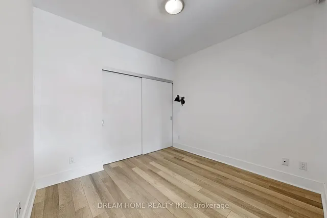 Additional image 13 of 32 Davenport Rd Unit 1306