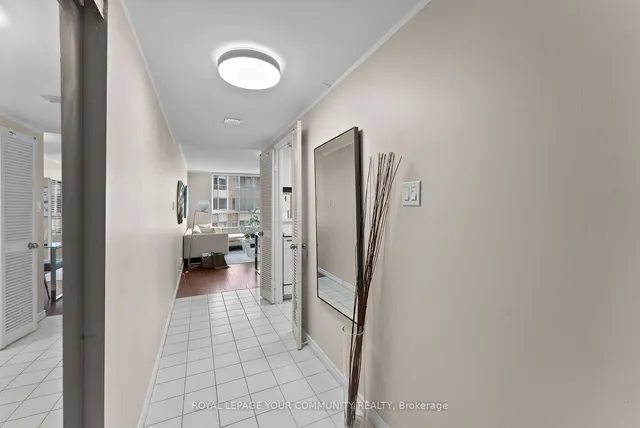 Additional image 6 of 711 Bay St Unit 1221