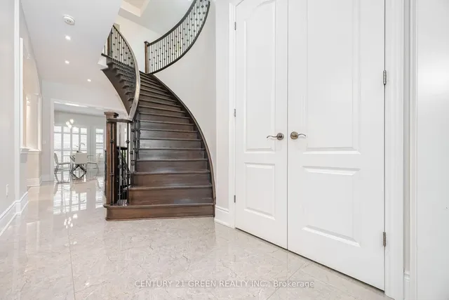 Additional image 13 of 20 Foothills Cres