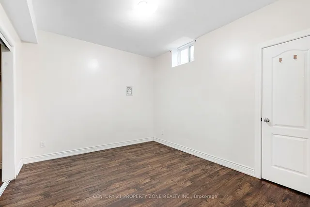 Additional image 27 of 56 Adrian Cres