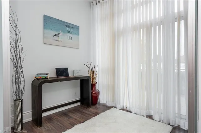 Additional image 21 of 215 Queen St Unit 102