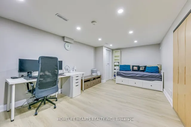 Additional image 29 of 42 Sandringham Crt