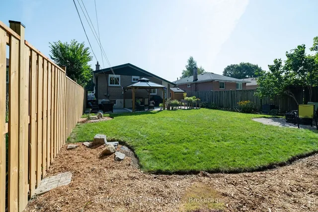 Additional image 28 of 10 Rowallan Dr