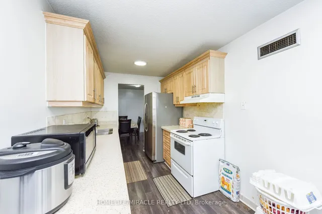 Additional image 31 of 18 Knightbridge Rd Unit 2005