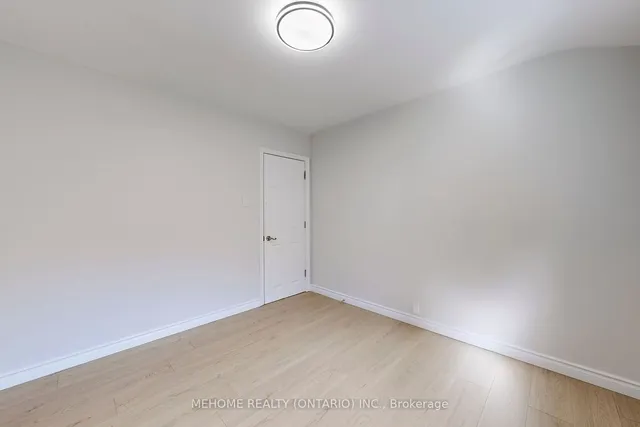 Additional image 21 of 38 Cartier Cres