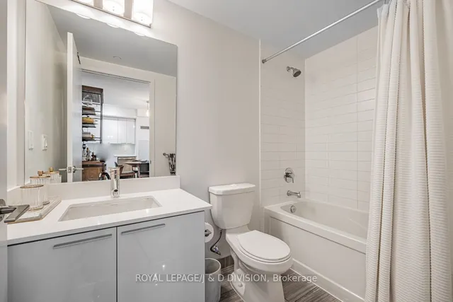 Additional image 16 of 10 Park Lawn Rd Unit 910