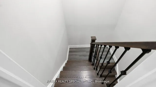 Additional image 20 of 16 Drake Blvd